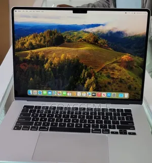 Photo - New Laptop Apple MacBook 8GB Apple M2 SSD 256GB