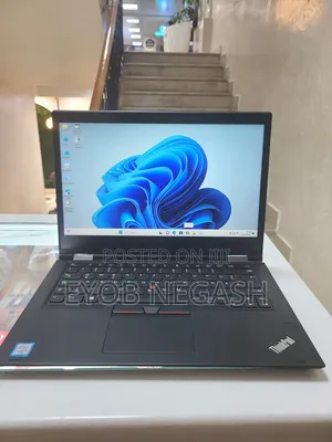Photo - New Laptop Lenovo ThinkPad Yoga 370 8GB Intel Core I5 SSD 512GB