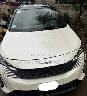 New Peugeot 5008 2022 White