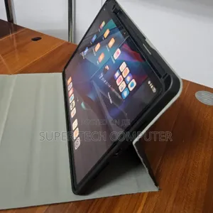 Photo - New Huawei MatePad SE 256 GB Gray