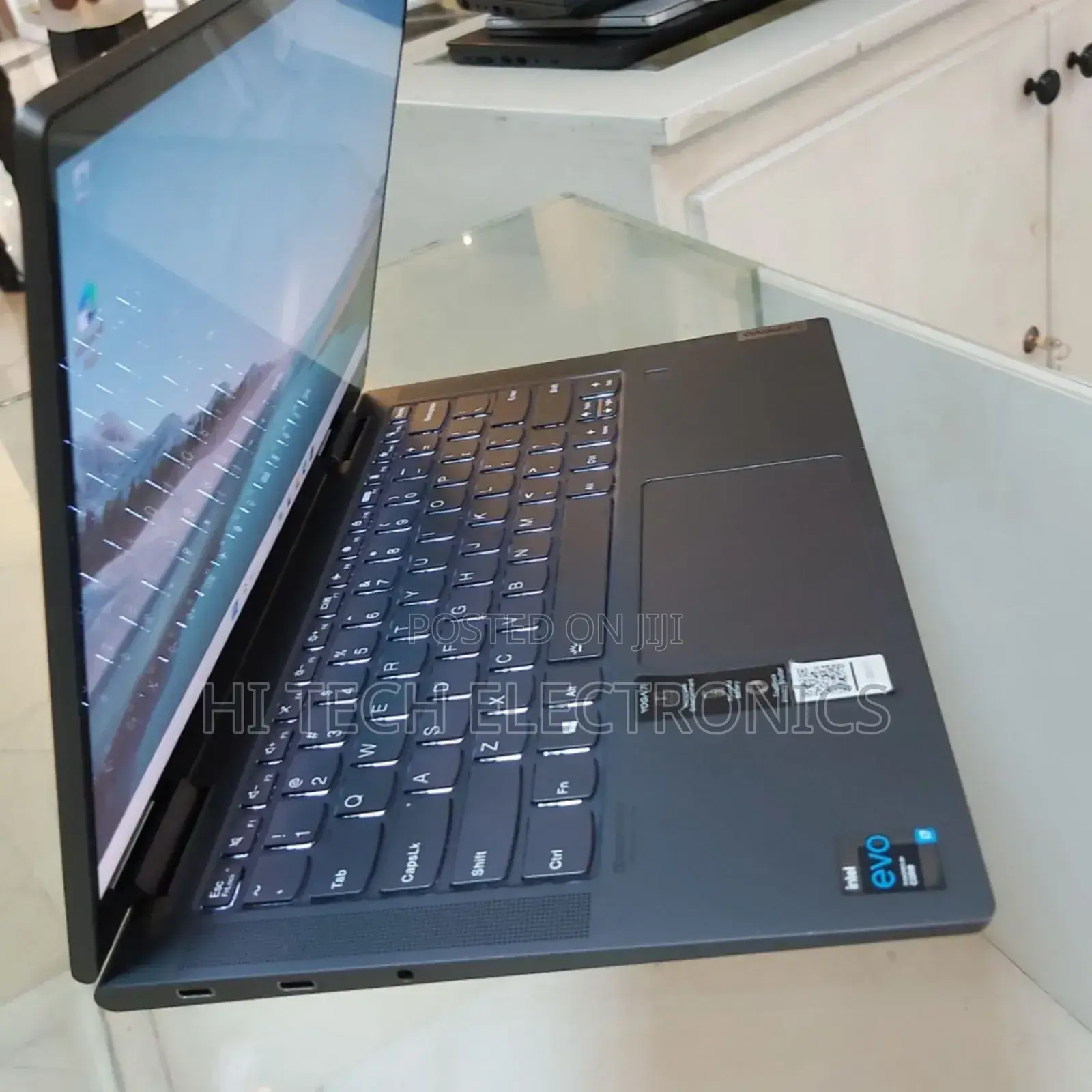 New Laptop Lenovo IdeaPad Yoga 13 16GB Intel Core I7 SSD 512GB