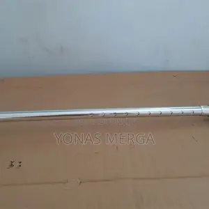 Crutches፷⨳Crutches ፻€Struggling With a Temporary Injury