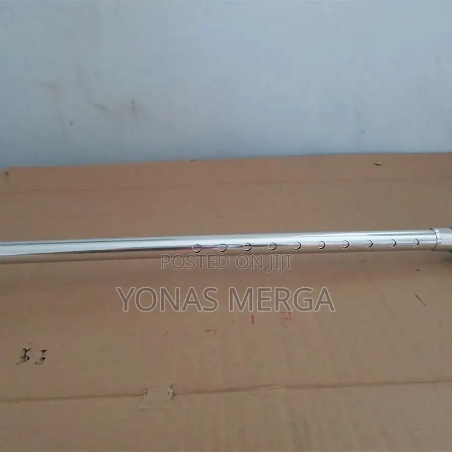 Crutches፷⨳Crutches ፻€Struggling With a Temporary Injury