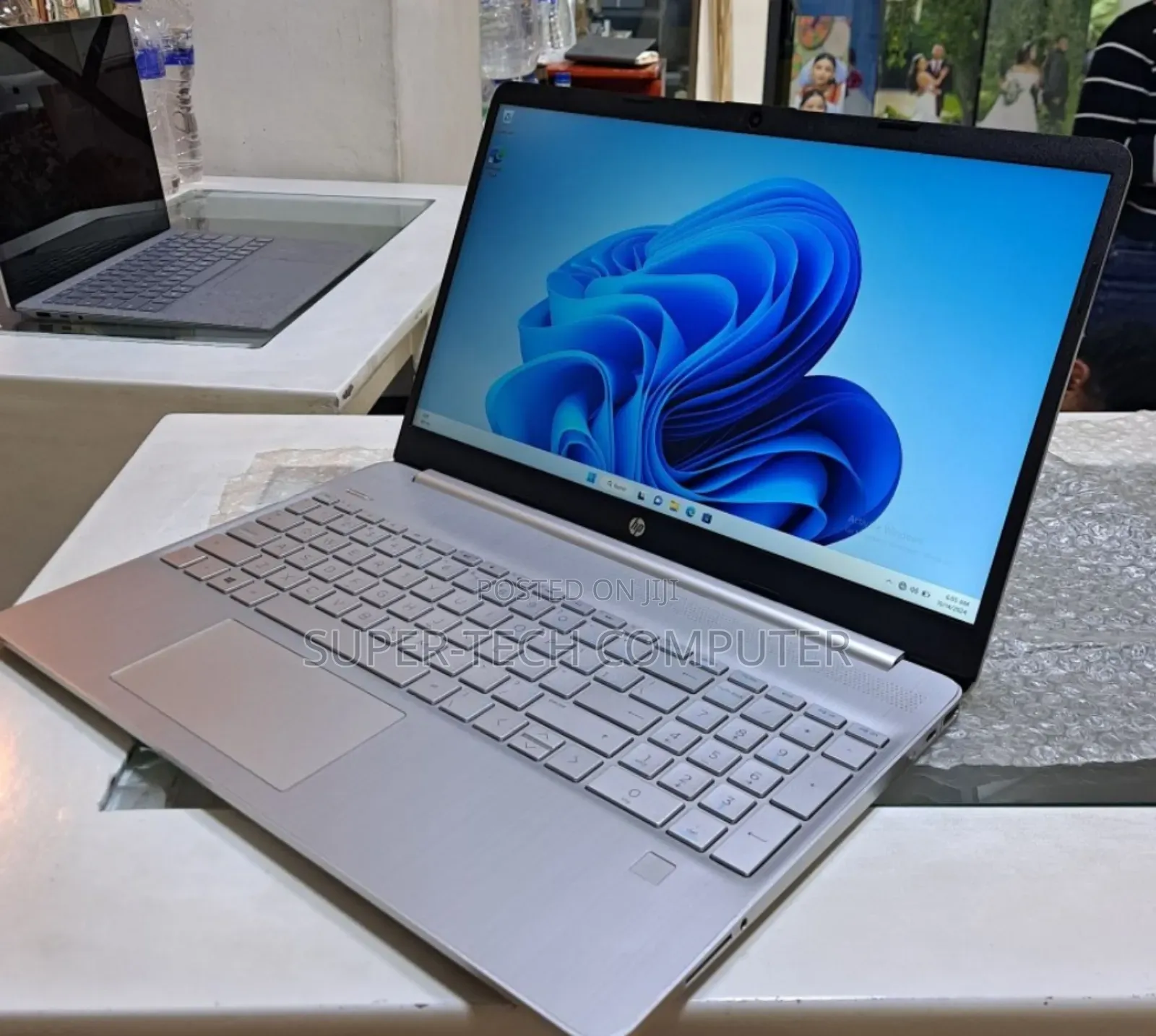 New Laptop HP Stream Notebook 8GB Intel Core I5 SSD 512GB
