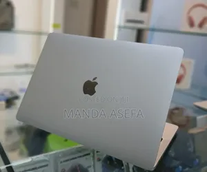 New Laptop Apple MacBook Pro 8GB Apple M2 SSD 512GB