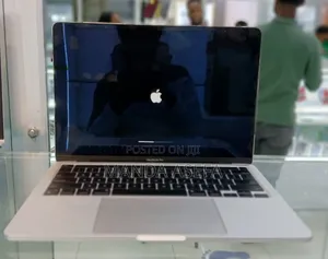 New Laptop Apple MacBook Pro 8GB Apple M2 SSD 512GB