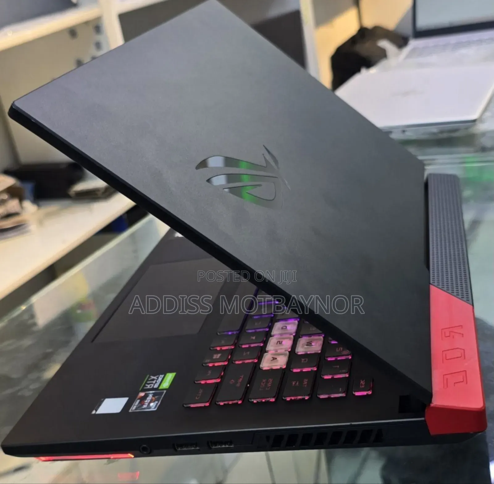 New Laptop Asus ROG Strix G15 16GB AMD Ryzen 7 SSD 512GB