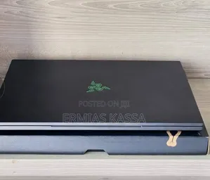 New Laptop Razer Blade Advanced 32GB Intel Core I9 SSD 2T