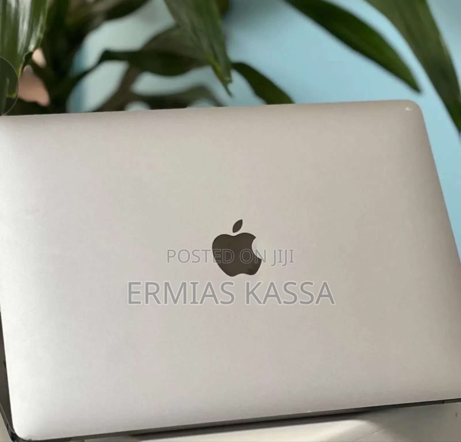 New Laptop Apple MacBook Air 2020 8GB Intel Core I5 SSD 256GB