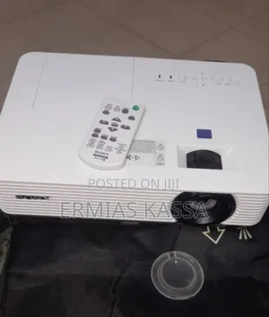 Sony Projector Model Name VPL-Dx221