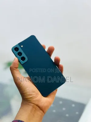 Photo - New Samsung Galaxy S22 5G 256 GB