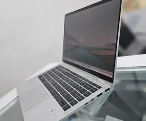 New Laptop HP EliteBook 1040 G8 16GB Intel Core I7 SSD 512GB