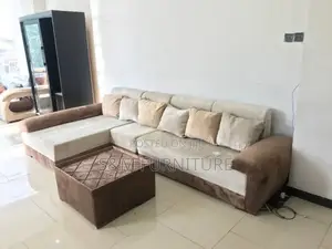 Photo - Stylish Day Bed Sofa With Table