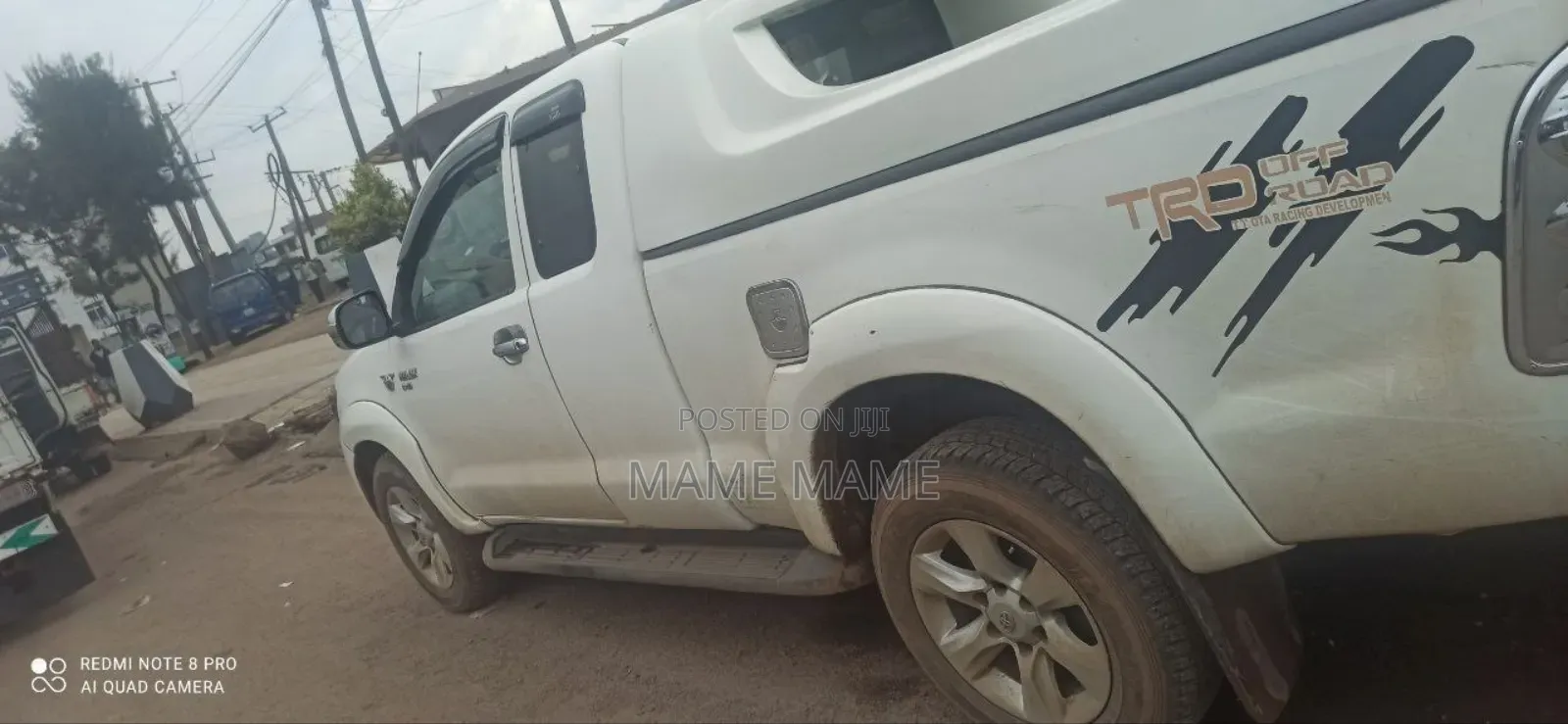 Toyota Hilux 2010 White