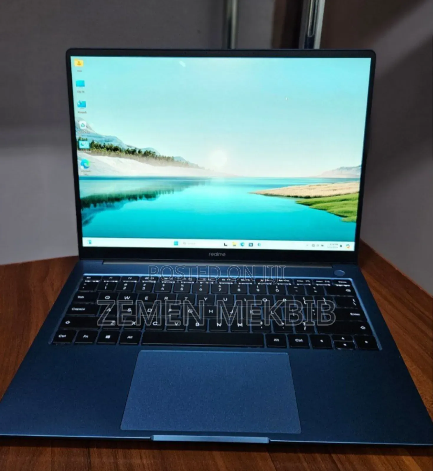 New Laptop Apple MacBook 8GB Intel Core I5 SSD 512GB