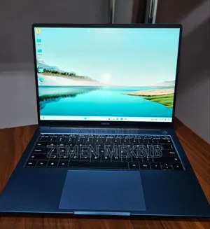 New Laptop Apple MacBook 8GB Intel Core I5 SSD 512GB