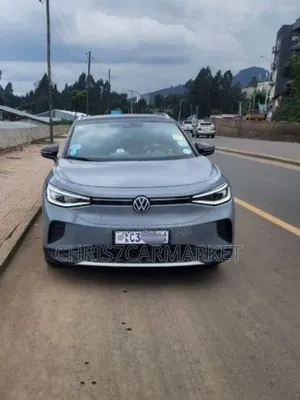 Photo - Volkswagen ID.4 Crozz 52 kWh RWD 2022 Green