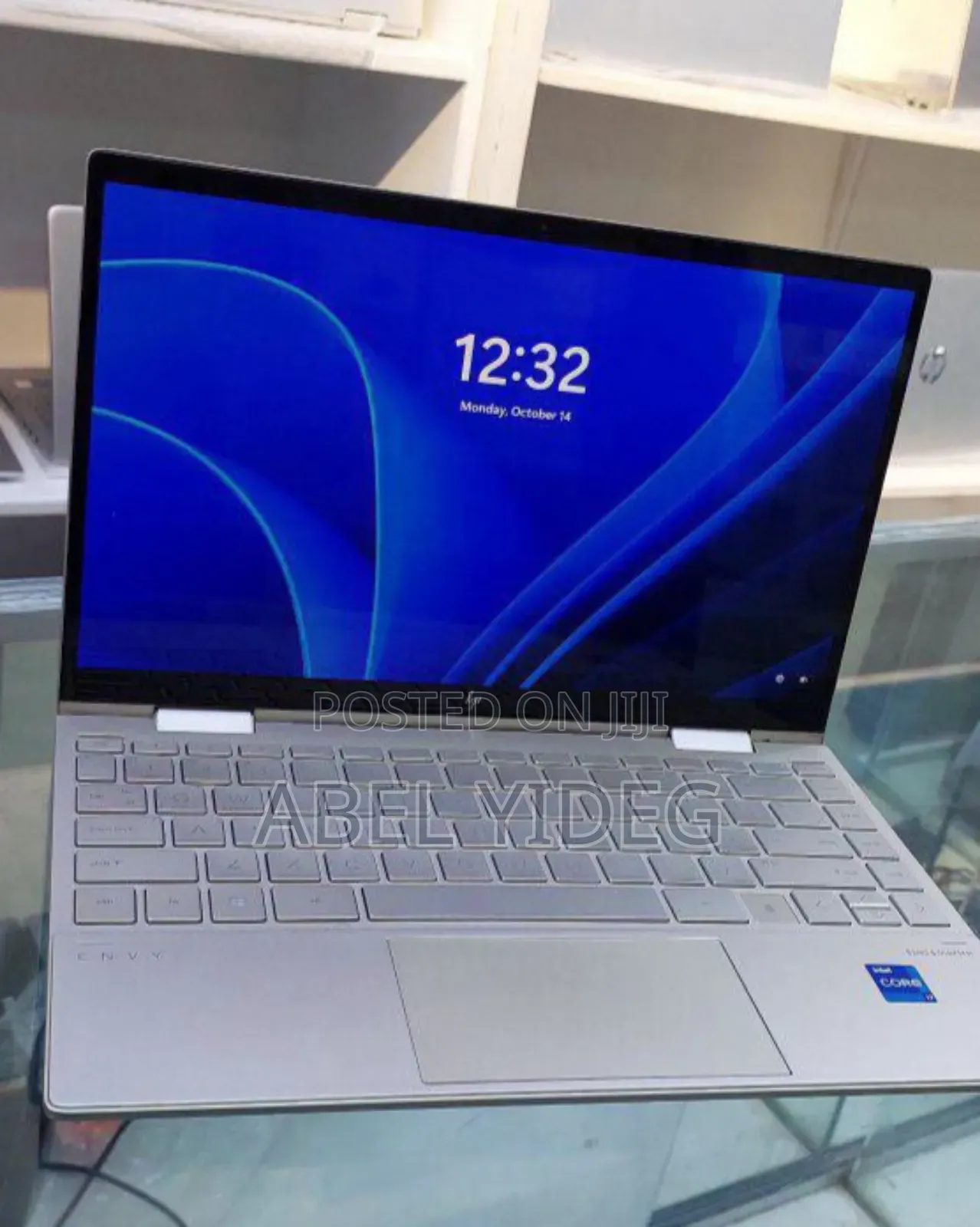 New Laptop HP Envy X360 8GB Intel Core I7 SSD 1T