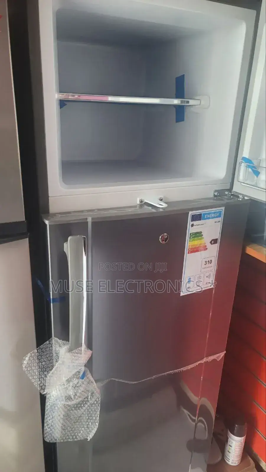 Superclass 290 Refrigerator