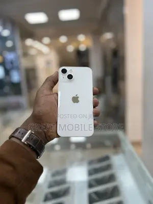 Photo - New Apple iPhone 13 128 GB White