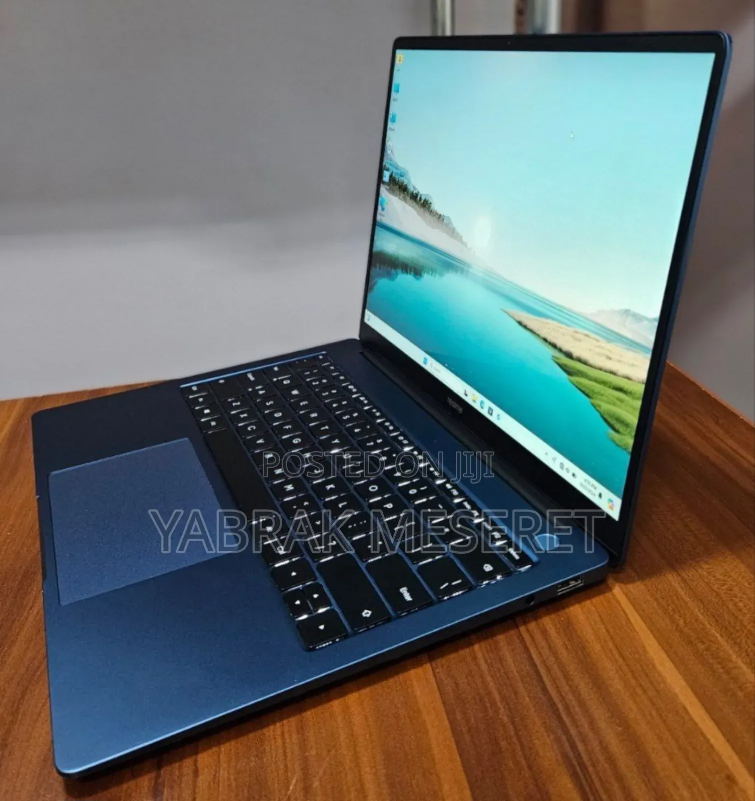 New Laptop 8GB Intel Core I5 SSD 512GB