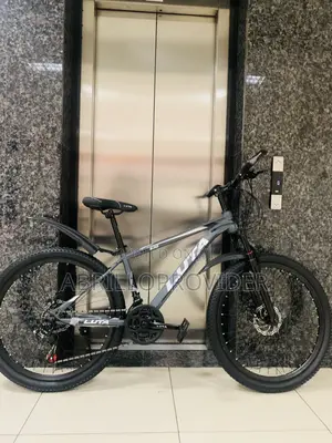 LUTA Mountain Bike683adult 26 Inch Tyre Bicycle