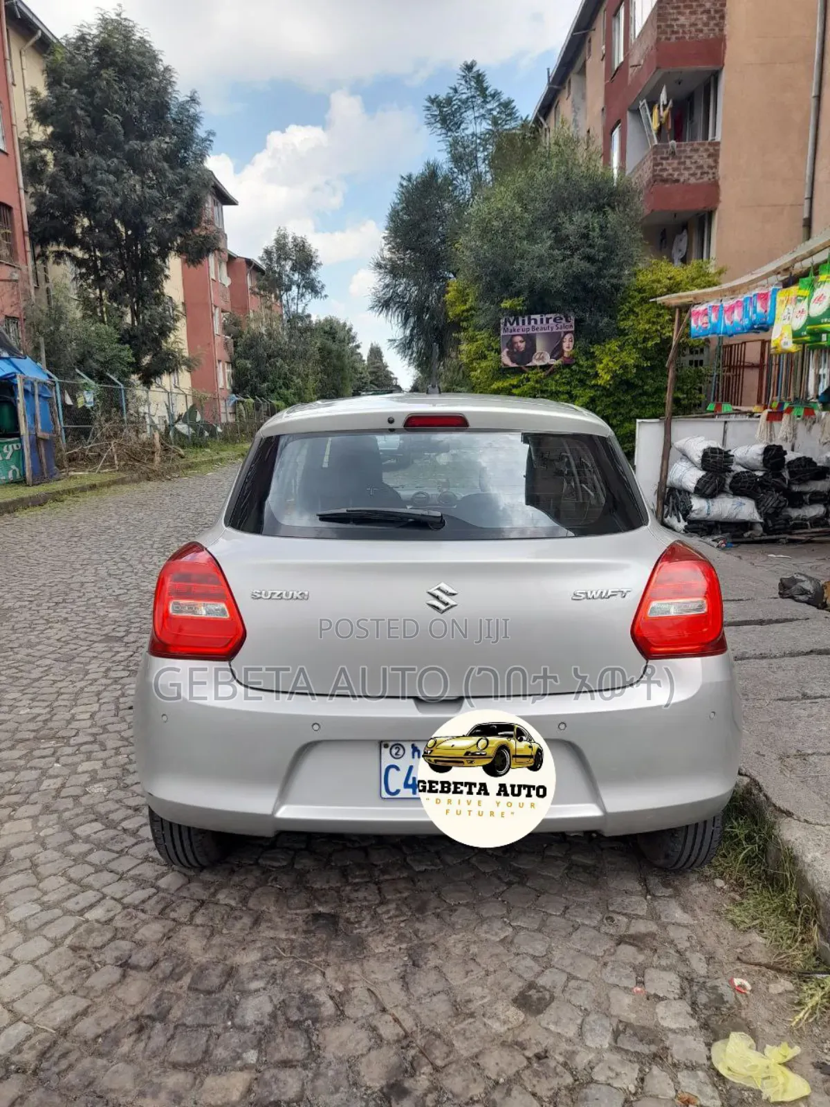 Suzuki Swift 2022 Silver