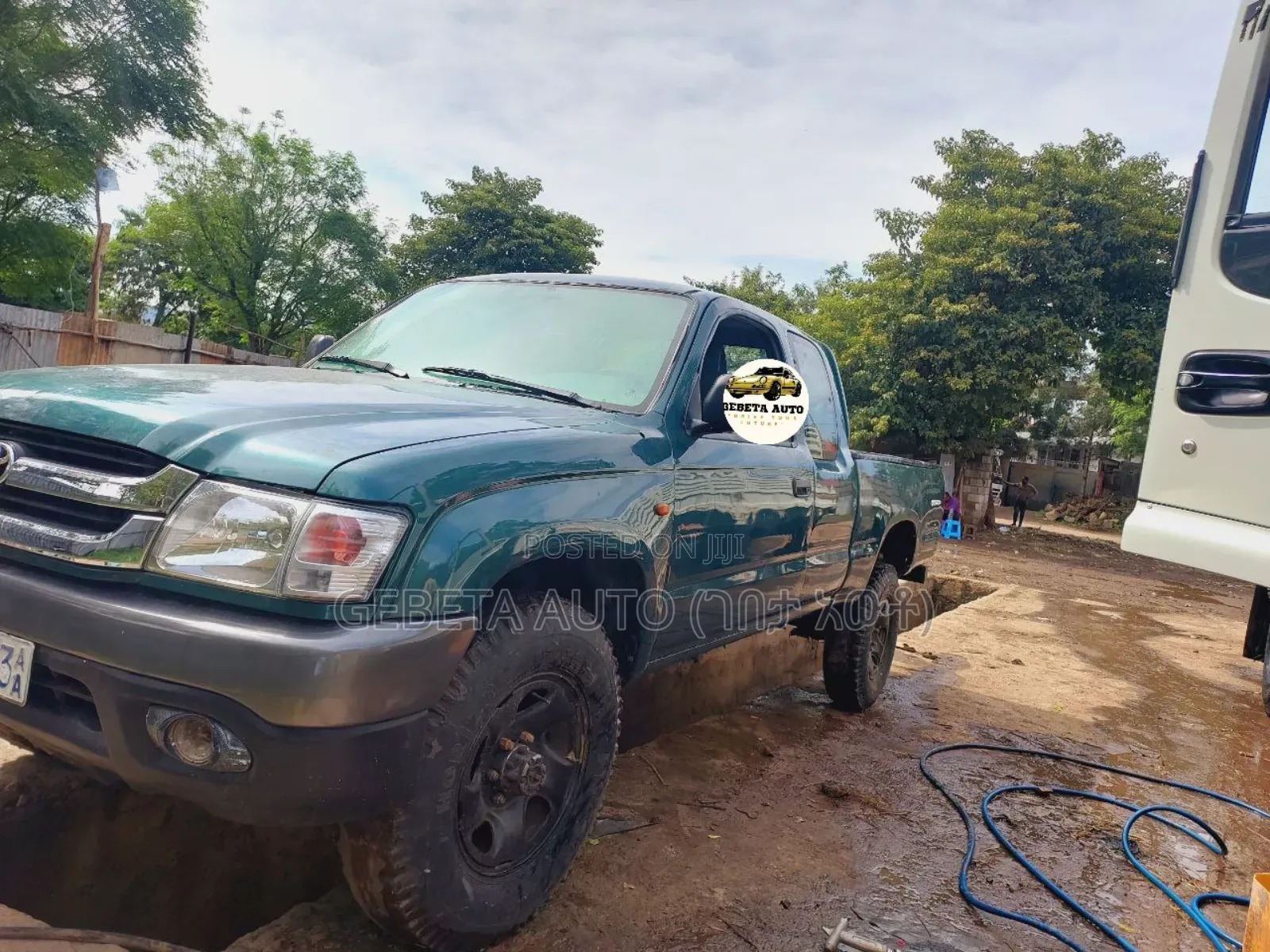 Toyota Hilux 2000 Blue