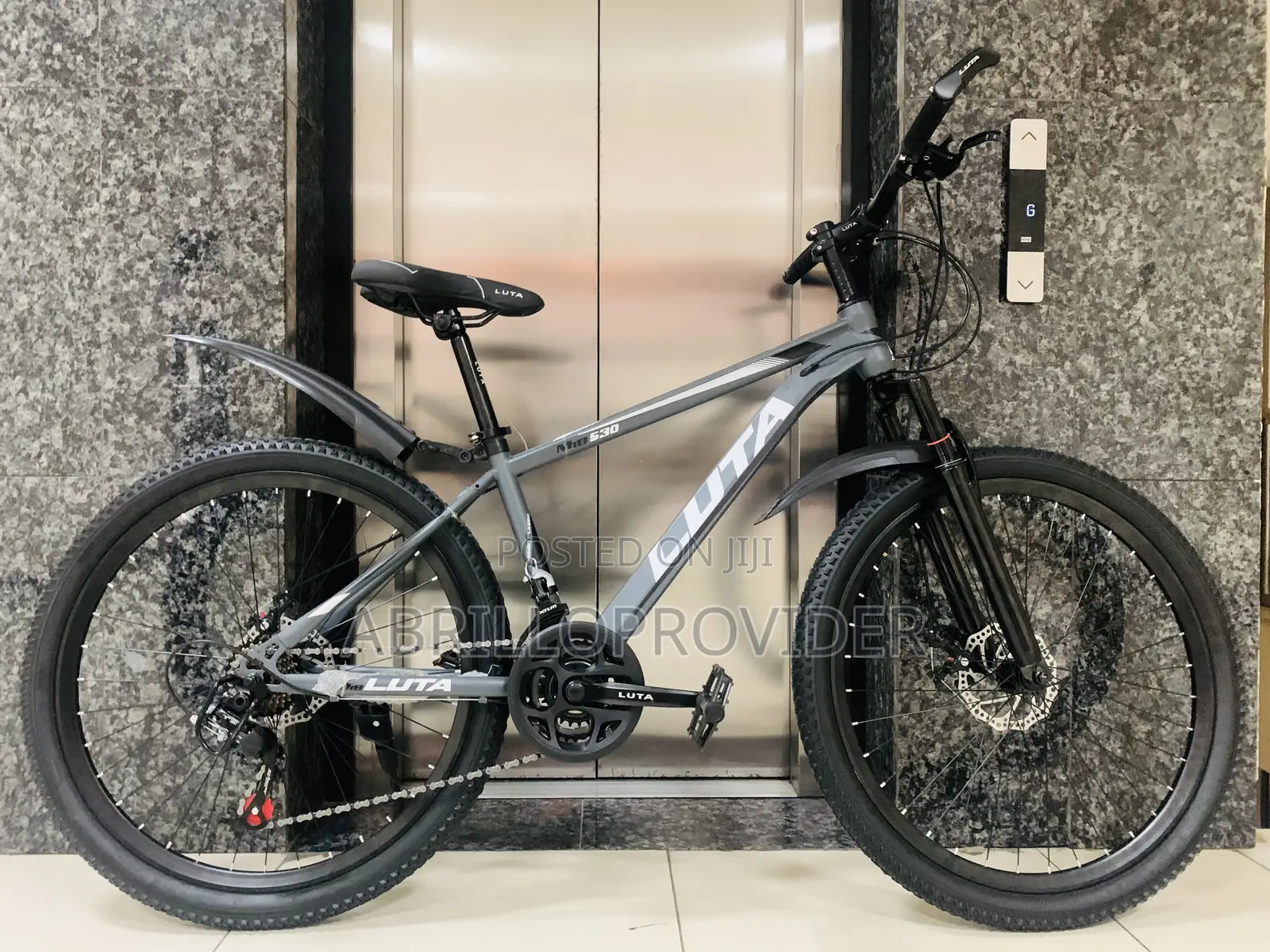 Mountain Bicycle 26 Inch Tyre67mountain Bike Light LUTA Bike