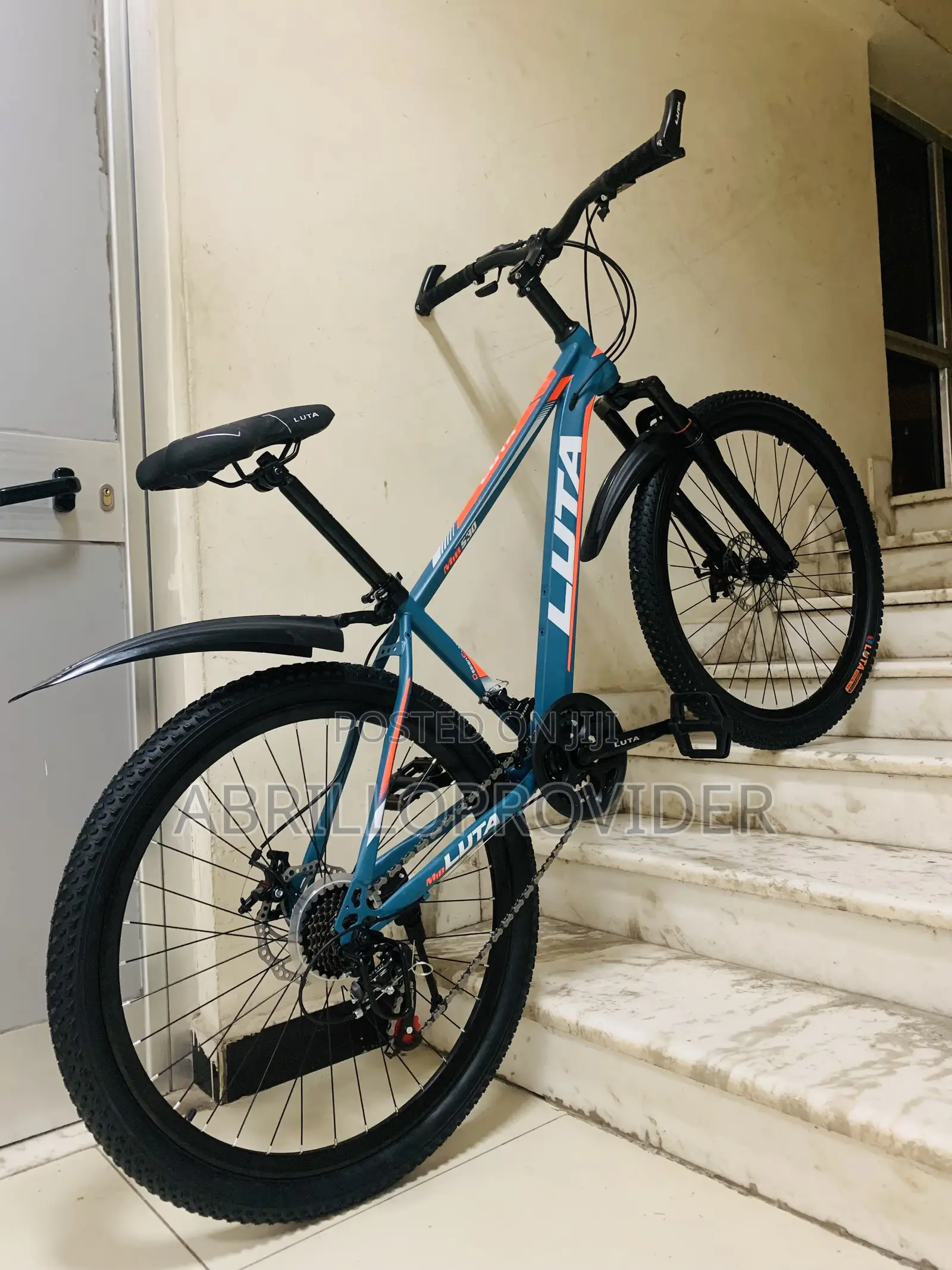 Adult Mountain Bike 26 Inch Tyre22mountain Bicycle Luta