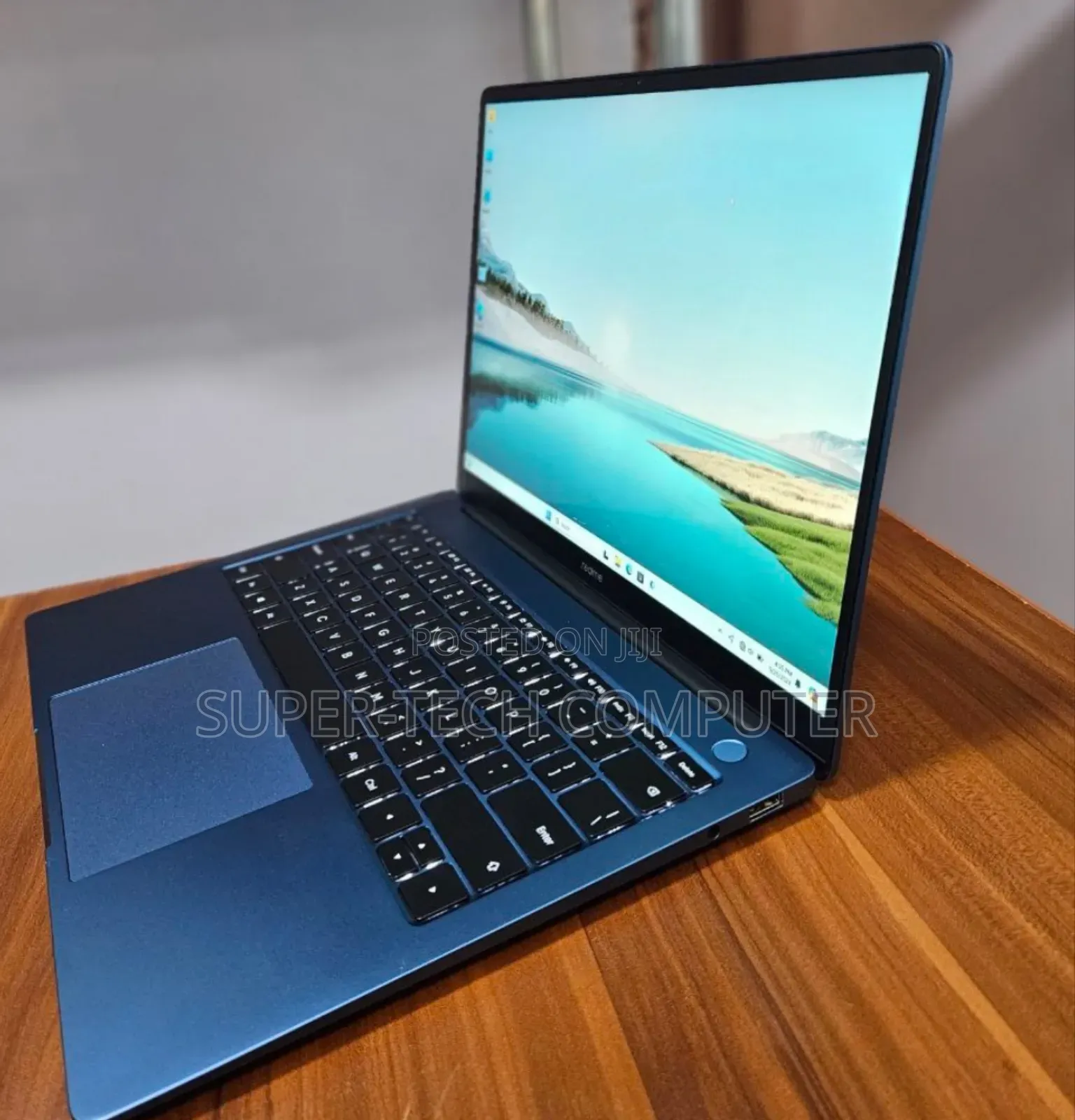 New Laptop 8GB Intel Core I5 SSD 512GB