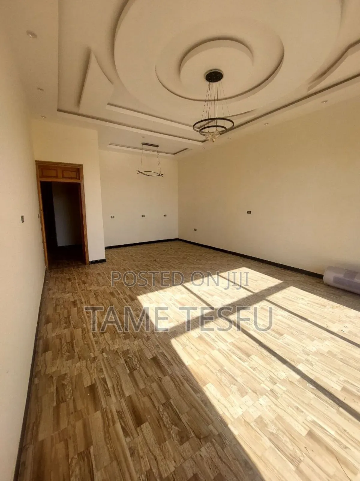 Furnished 3bdrm Villa in Summmit, Bole for sale