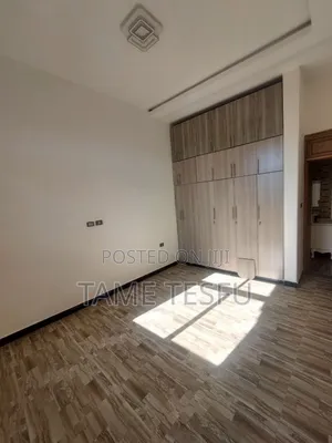 Furnished 3bdrm Villa in Summmit, Bole for sale