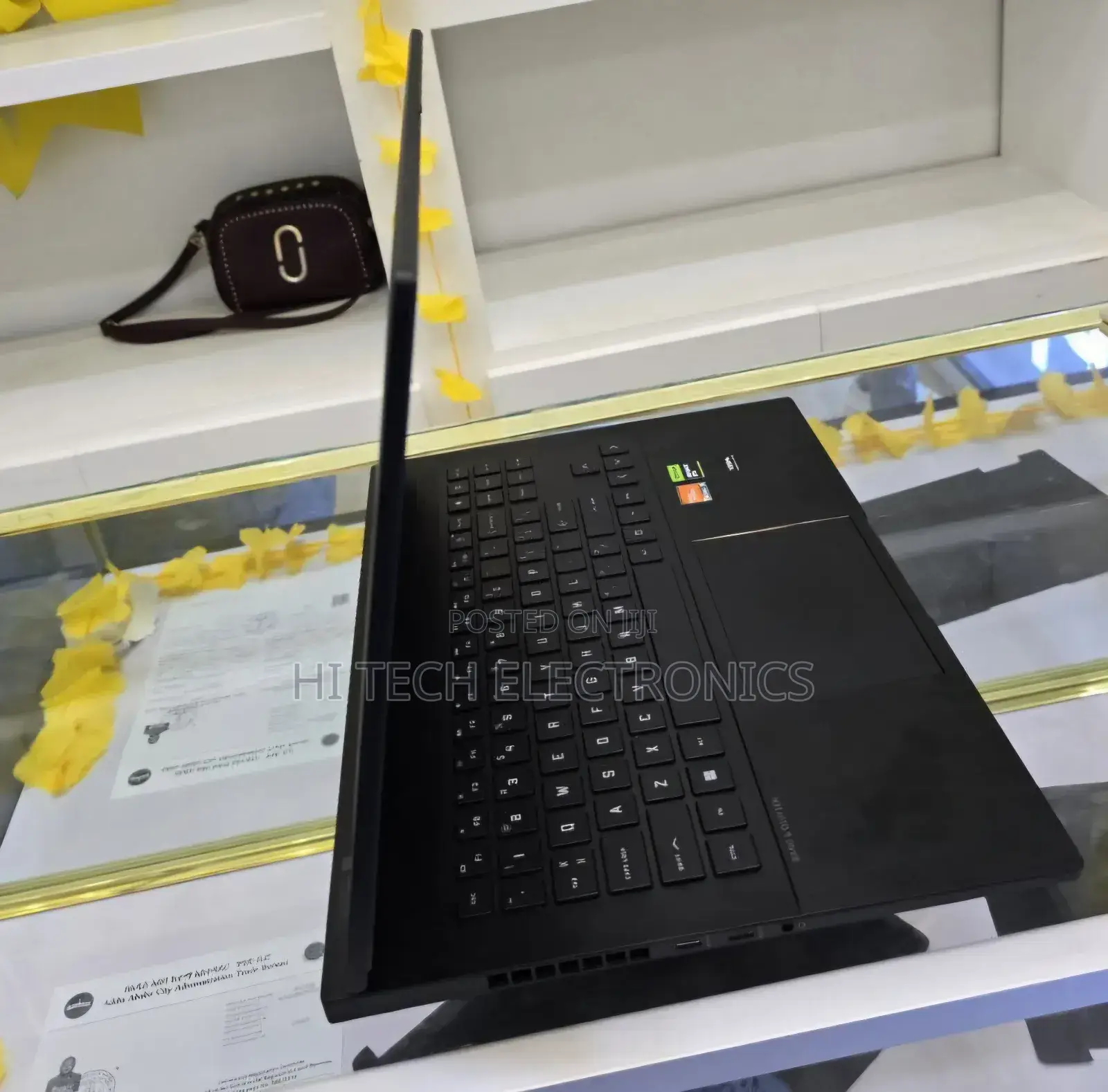 New Laptop HP Omen 17t 16GB AMD Ryzen 9 SSD 512GB