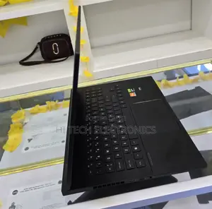 New Laptop HP Omen 17t 16GB AMD Ryzen 9 SSD 512GB