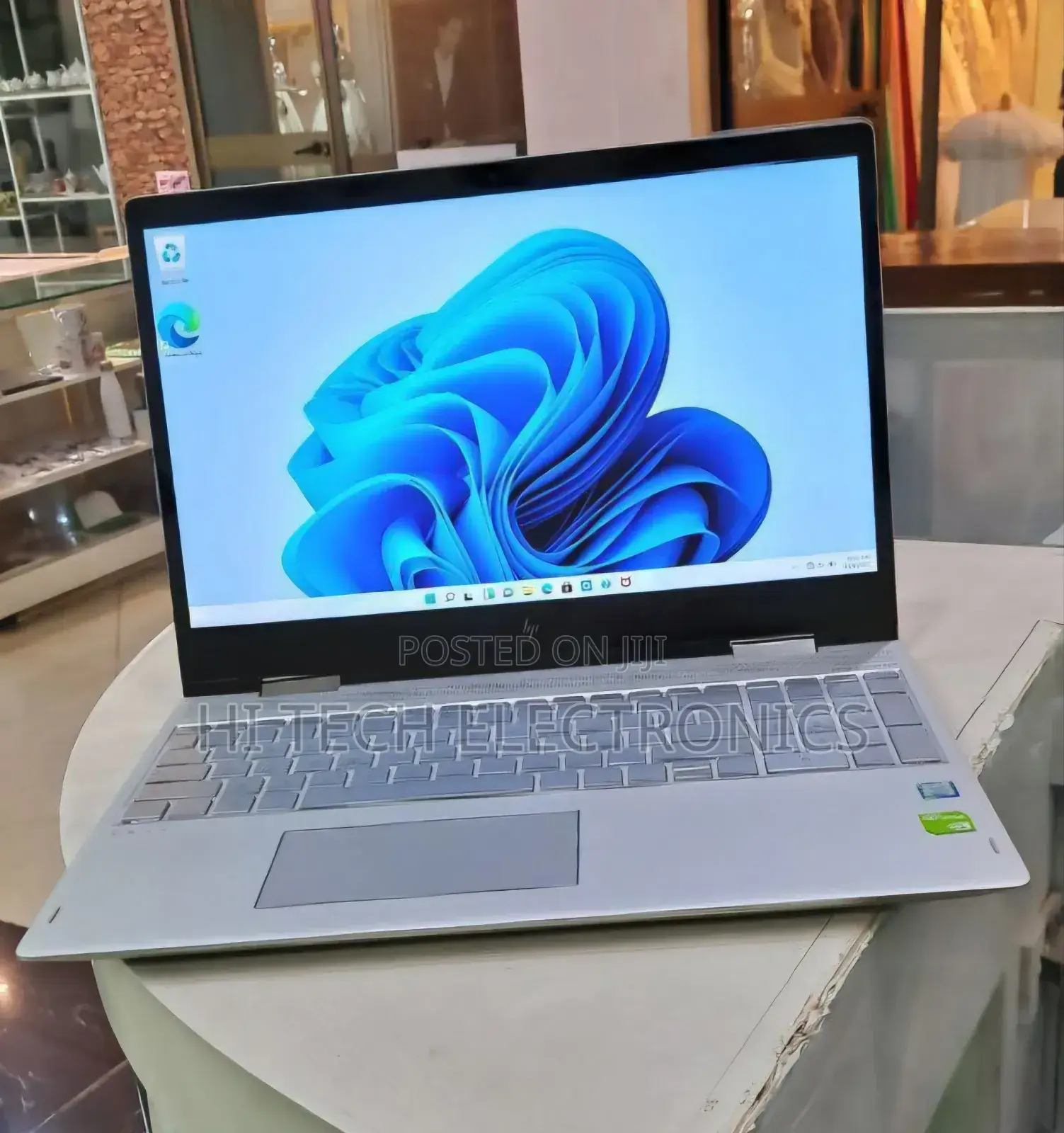 New Laptop HP Envy X360 20GB Intel Core I5 SSD 256GB