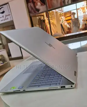 New Laptop HP Envy X360 20GB Intel Core I5 SSD 256GB