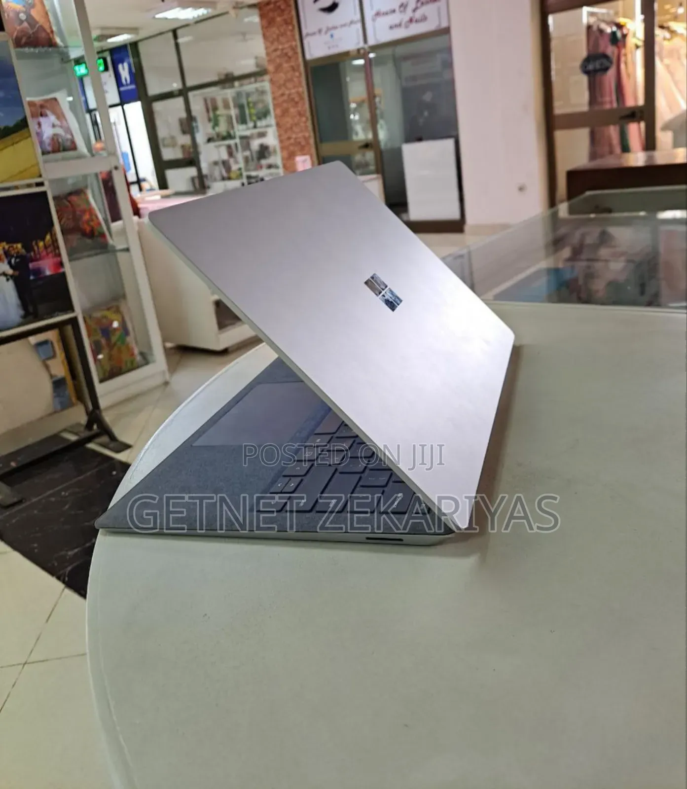 New Laptop Microsoft Surface 16GB Intel Core I7 SSD 256GB