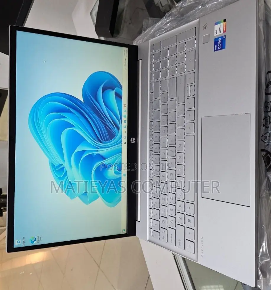 New Laptop HP Pavilion 15 16GB Intel Core I7 SSD 512GB