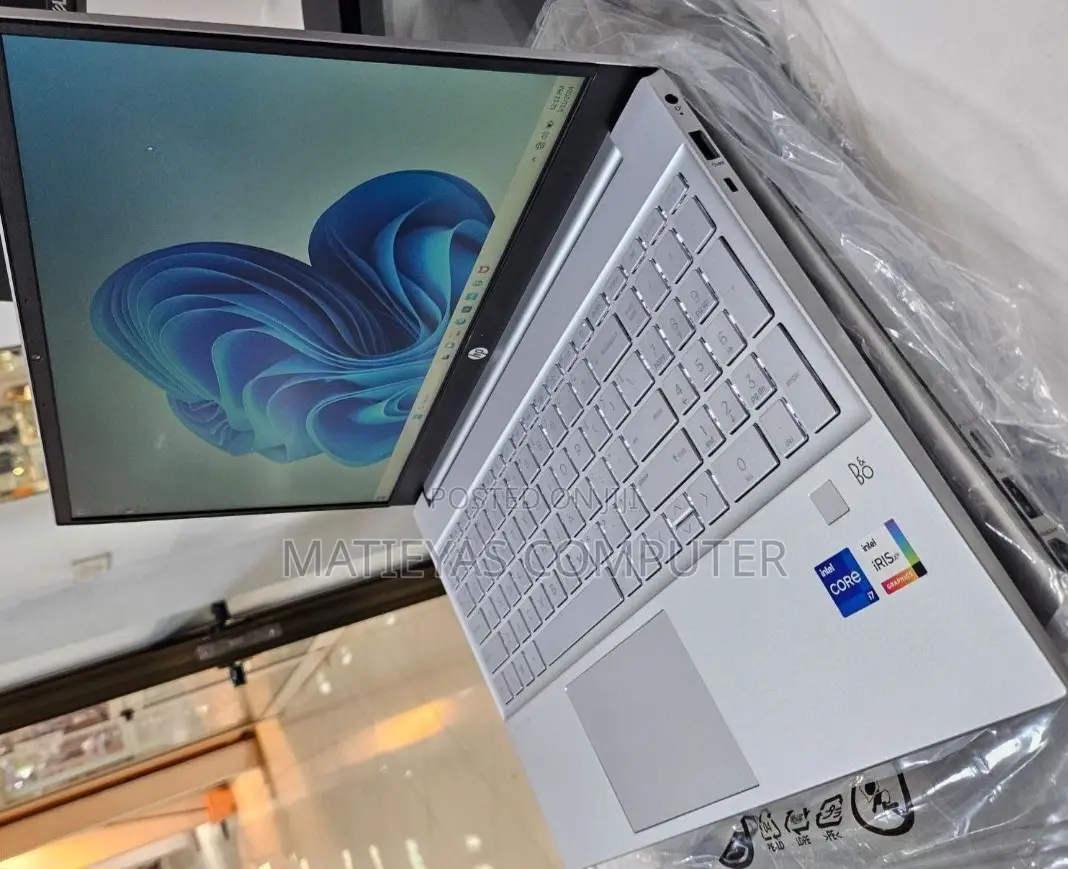 New Laptop HP Pavilion 15 16GB Intel Core I7 SSD 512GB