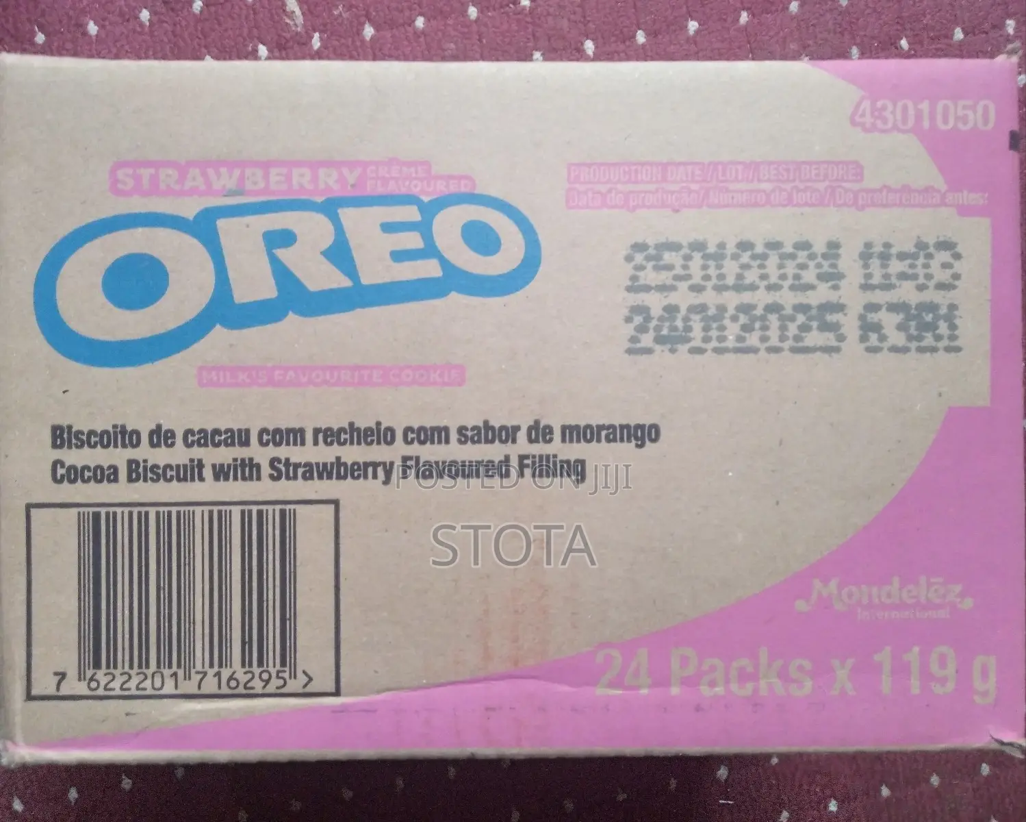 Oreo Strawberry Cream Flavoured 119gram X 24 PCS