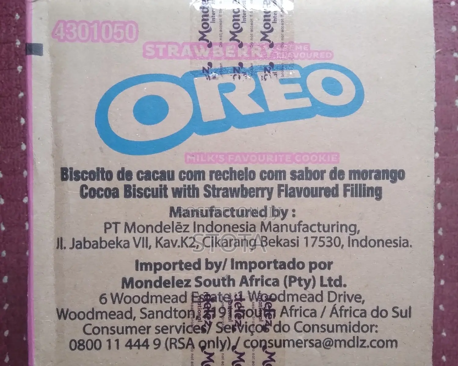 Oreo Strawberry Cream Flavoured 119gram X 24 PCS