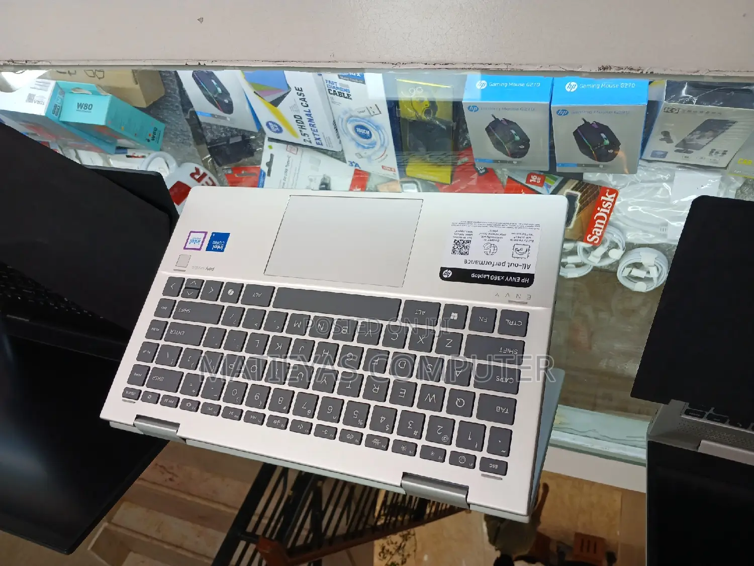 New Laptop HP Envy X360 8GB Intel Core I5 SSD 512GB