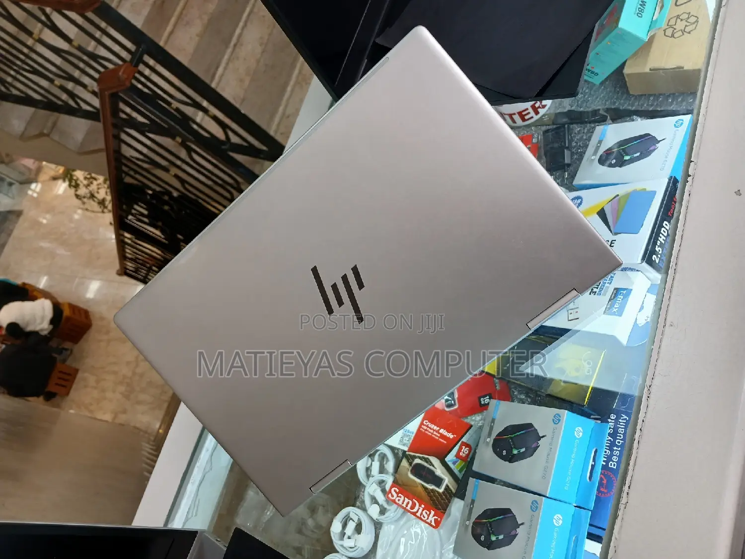 New Laptop HP Envy X360 8GB Intel Core I5 SSD 512GB