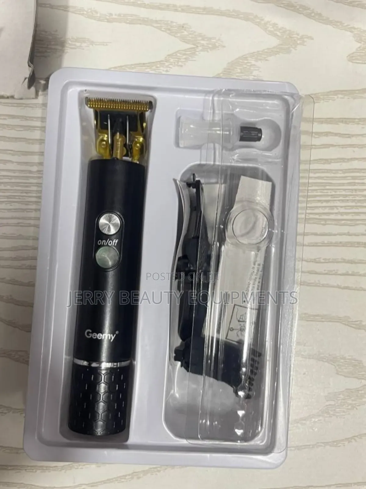 Geemy Professional Hair Trimmer Gm-6605