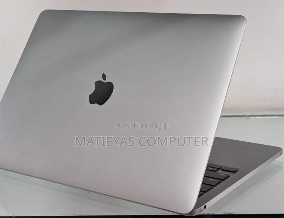 New Laptop Apple MacBook Pro 2020 M1 8GB Apple M1 SSD 512GB