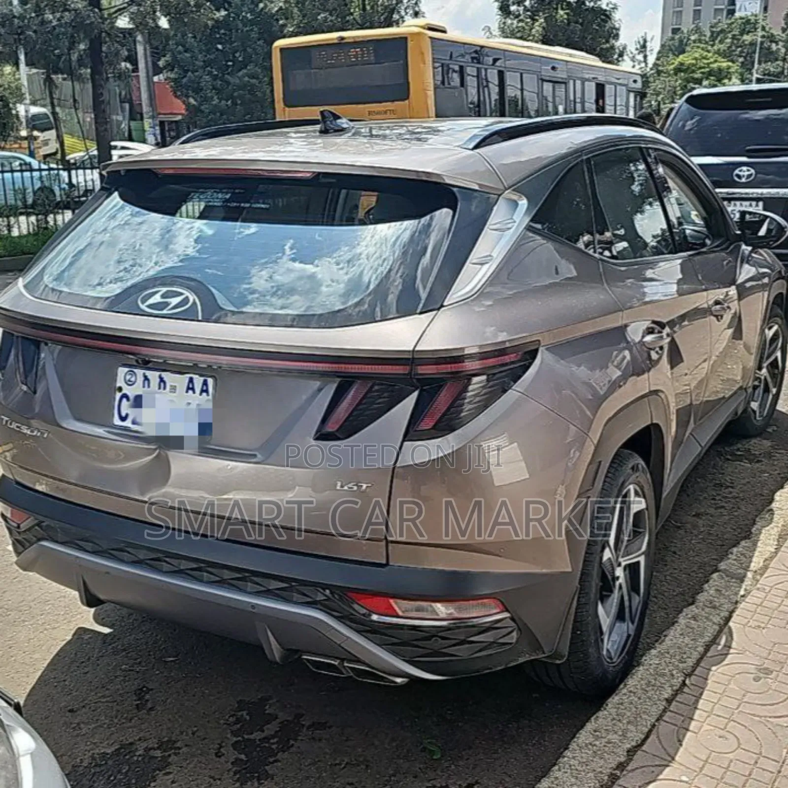 Hyundai Tucson 2022 Brown