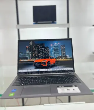 New Laptop HP ZBook 15 16GB Intel Core I7 SSD 512GB