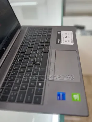 New Laptop HP ZBook 15 16GB Intel Core I7 SSD 512GB