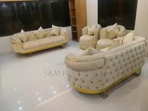 Photo - Luxury Living Room Sofa